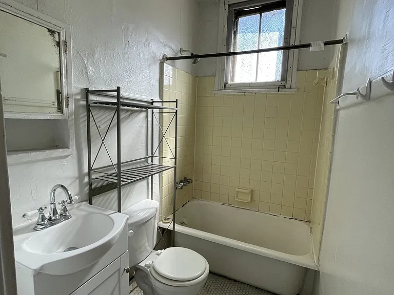 7825 Saint Charles Ave — Photo 15