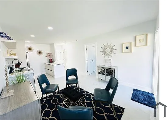 2316 Freedom St #6 — Photo 6