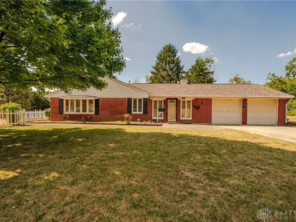 5095 Wheaton St, Dayton, OH 45429