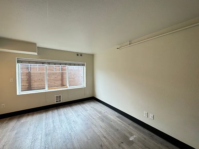Park Place Apartments — Photo 19