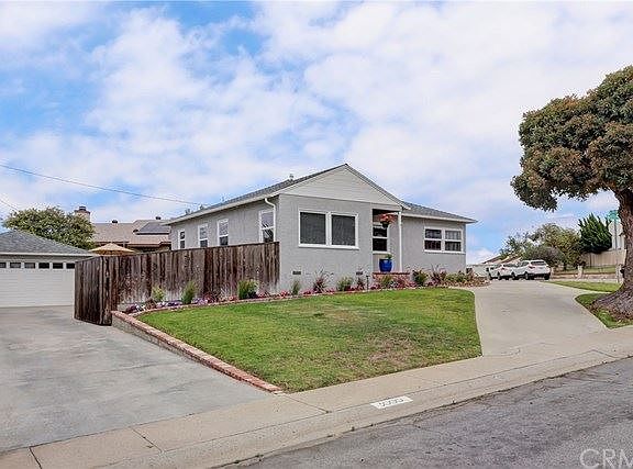4th image of 3000 Blaisdell Ave