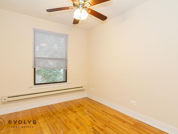 5th image of 619 W Melrose St #619C3
