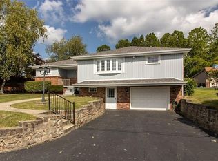 125 Williams St, Springdale, PA 15144