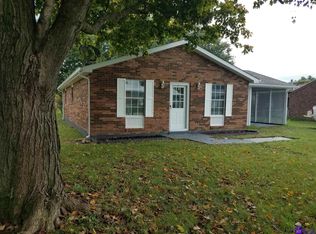634 Carolyn St, Radcliff, KY 40160