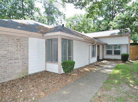 2nd image of 8710 Pines Place Dr