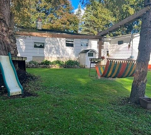 2nd image of 5038 Smoral Rd