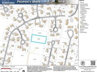 196 Straightway St N, Hyannis, MA 02601