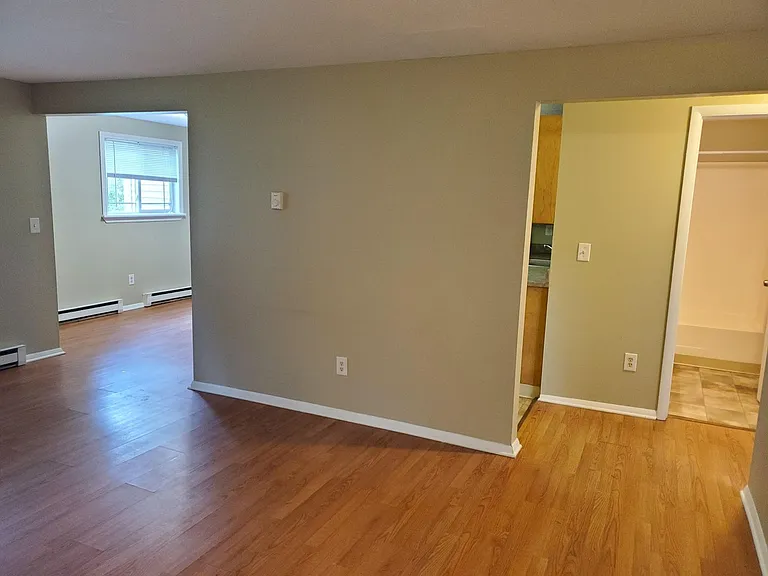 Willow Wood Apartment Homes — Photo 21