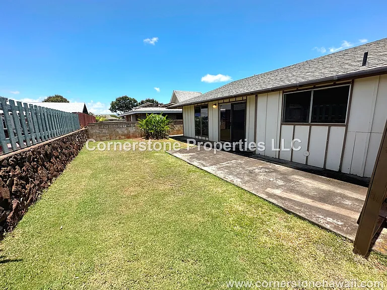 94-676 Makaamoamo Pl — Photo 20