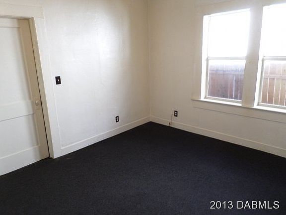 3rd image of 726 State Ave