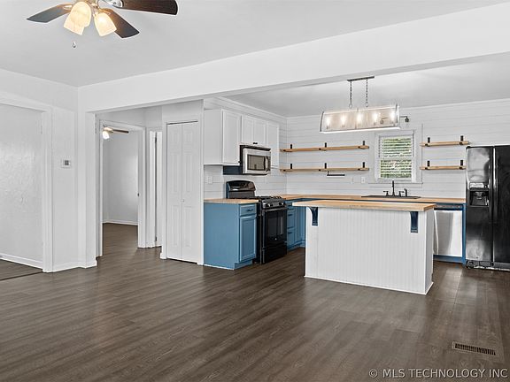 5th image of 1219 University Blvd
