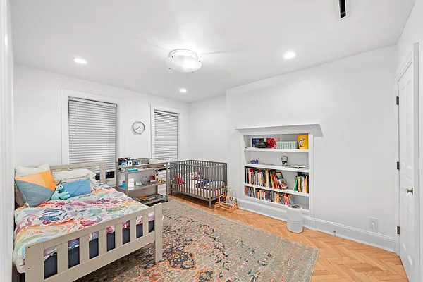 Rented by Corcoran | media 10