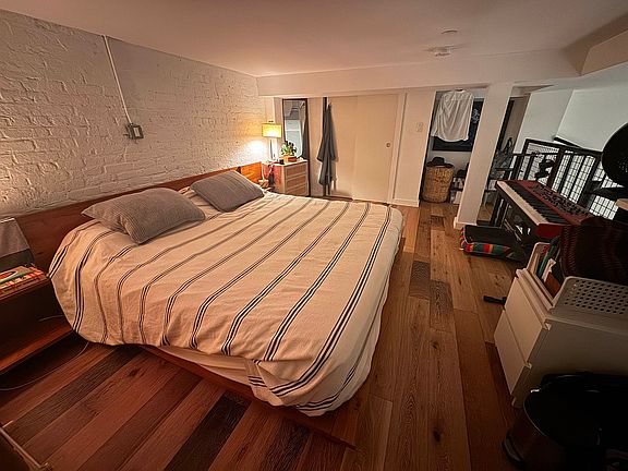 3rd image of 945 Bergen St #406