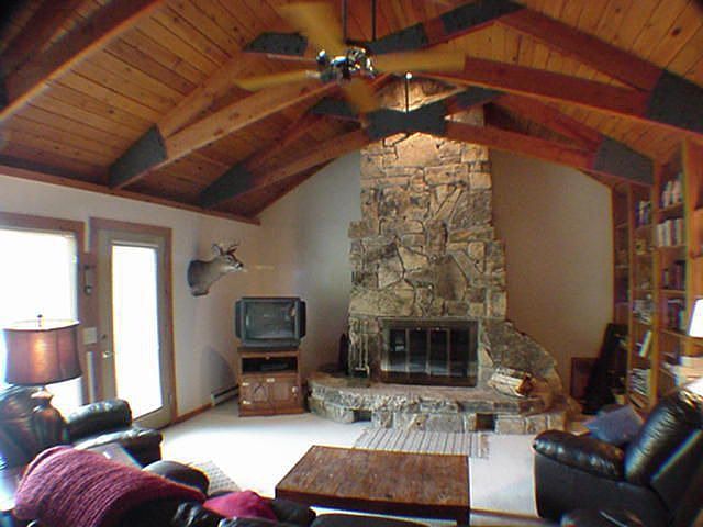 2nd image of 1015 N Bay Shore Dr