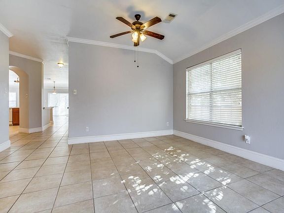 3rd image of 3917 Chimney Rock Dr