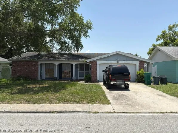 3750 Sail Dr, New Port Richey, FL 34652