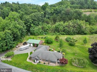 149 Rock Rd, Pine Grove, PA 17963