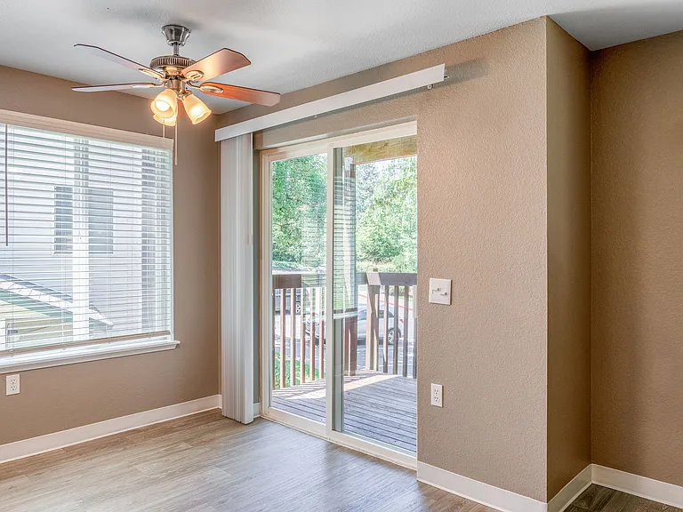 Living & Dining Area