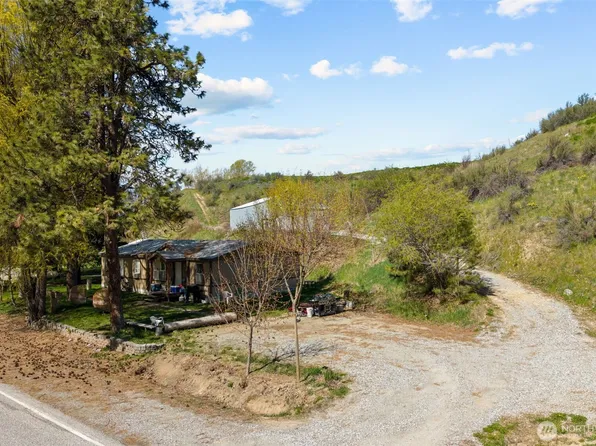762 Boyd Loop Road, Manson, WA 98831