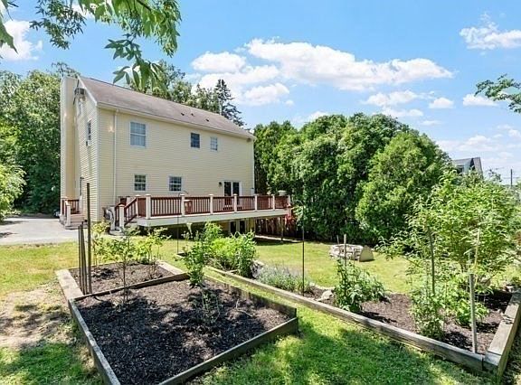 5th image of 1 Spring Ln