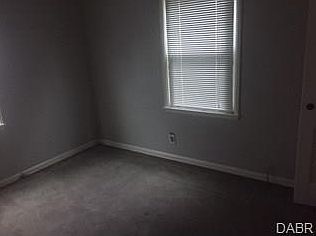 4th image of 1369 Kingsley Ave