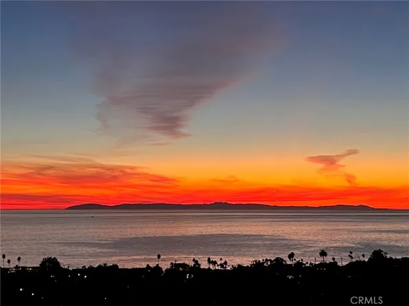 830 Temple Hills Dr, Laguna Beach, CA 92651