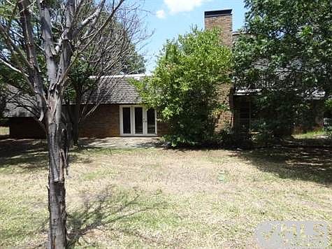 3rd image of 1379 Flamingo Cir