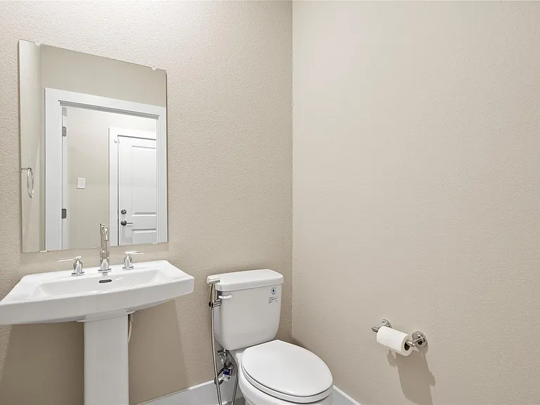 15701 Oglethorpe Dr #100 — Photo 22