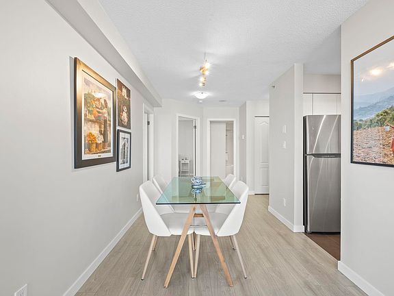 5th image of 3455 Ascot Pl #1208