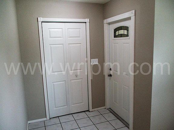 2nd image of 1141 Hinton St