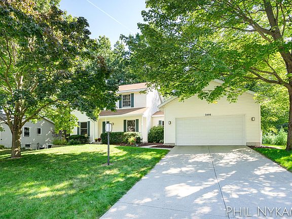 3rd image of 3006 Joshua Ct