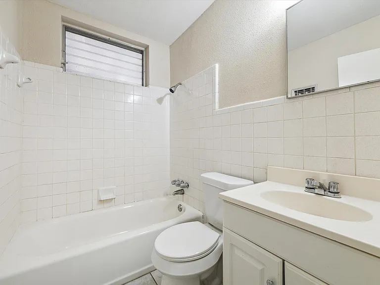 3259 Branard St #7 — Photo 8