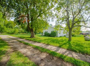 13325 W Farm Road 2, Walnut Grove, MO 65770