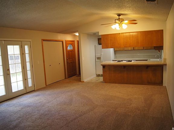 4th image of 7520 Whisperwillow Dr