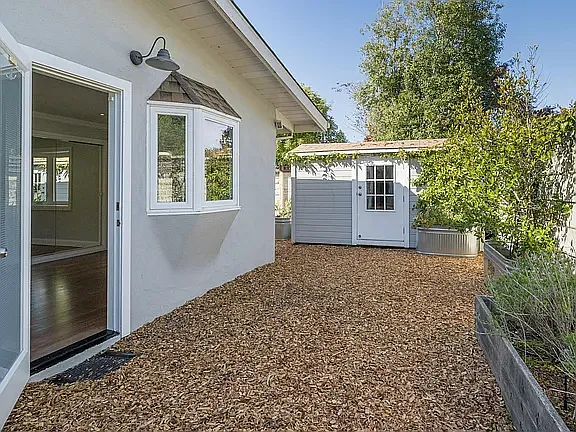 2 Somerset Ln — Photo 38