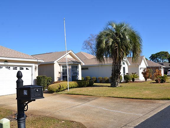 2nd image of 129 Bay Tree Dr