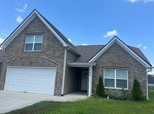 364 Green Hills Dr, Springfield, TN 37172