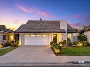 10 Poinsettia, Irvine, CA 92604