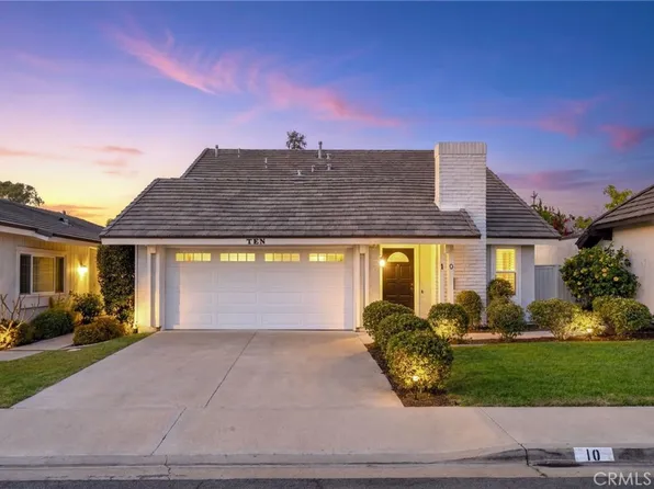10 Poinsettia, Irvine, CA 92604