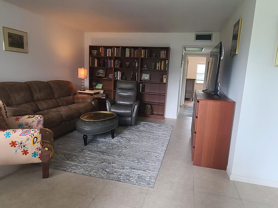 1st image of 270 Suffolk