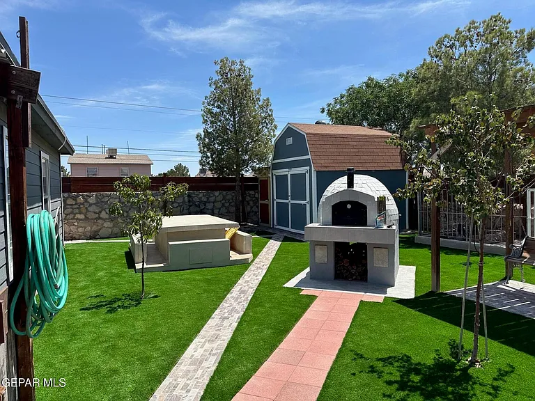 2260 Tierra Alegre Way — Photo 12