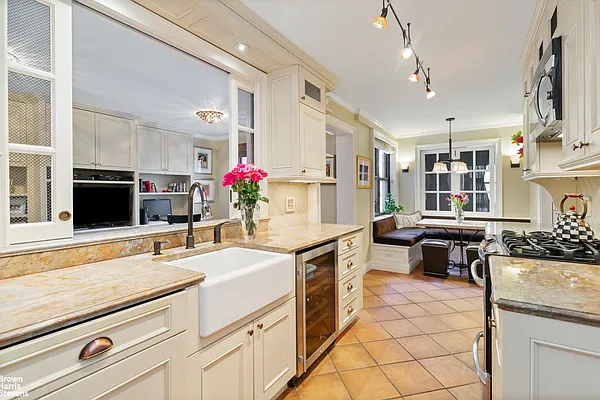 Sold by Brown Harris Stevens | media 24