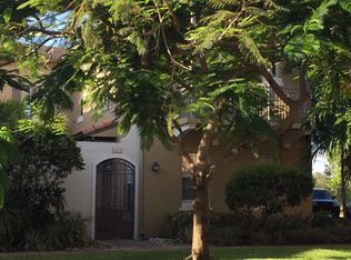 14601 SW 5th St, Pembroke Pines, FL 33027