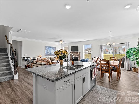 5th image of 108 Thornberry Rd