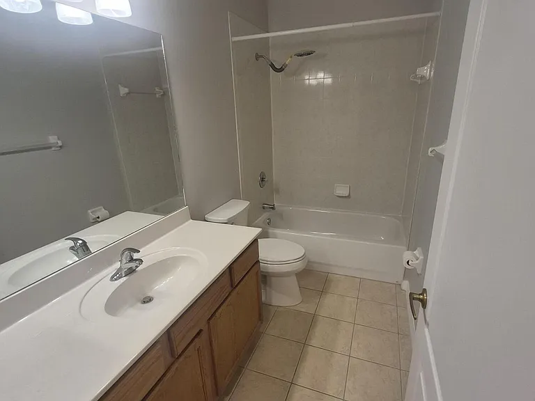 3733 Stream Dr — Photo 15