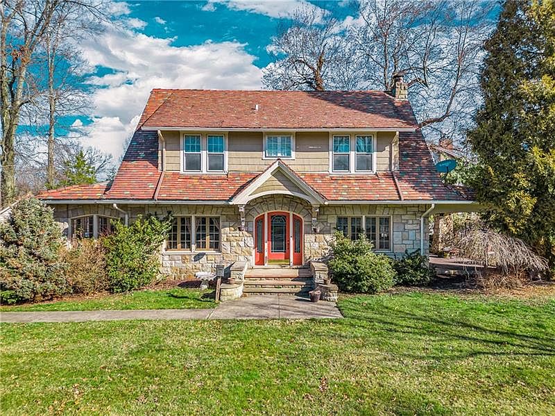 15 E Hazelcroft Ave, New Castle, PA 16105 Zillow