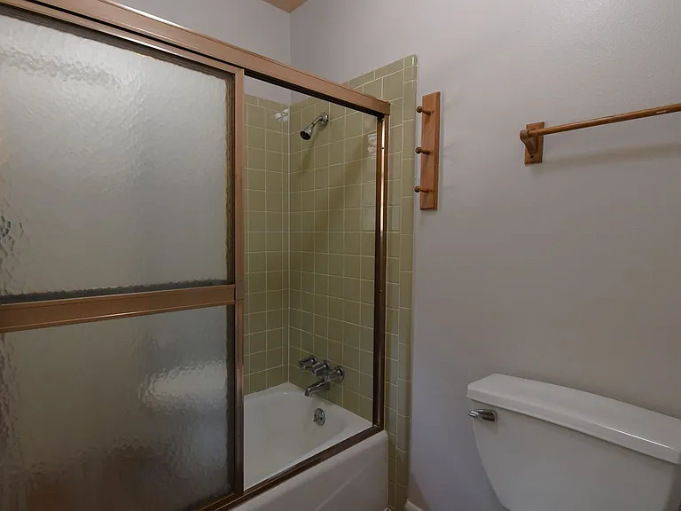 3202 Autumn Leaves Dr — Photo 14