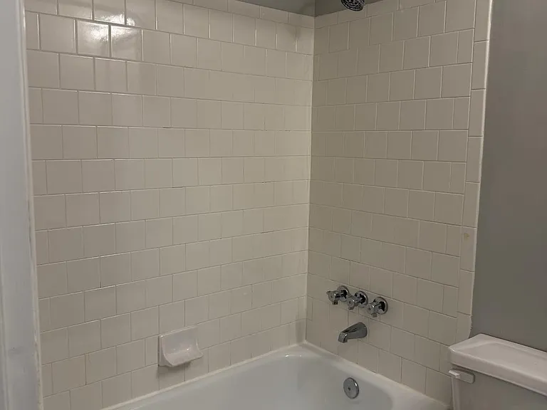 140 Royal Oak Dr #I — Photo 15