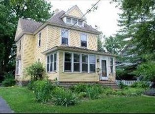 409 Herrington Pl, Woodstock, IL 60098