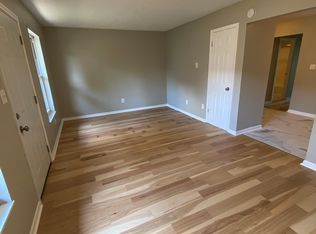 816 12th Ave APT 4, Huntington, WV 25701